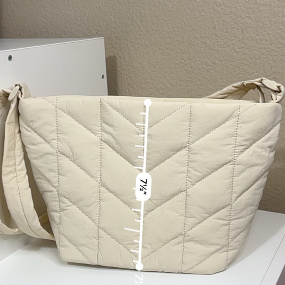 Straightforward Cream Quilted Shoulder Bag Neutral Everyday Tote - Picture 4 of 6